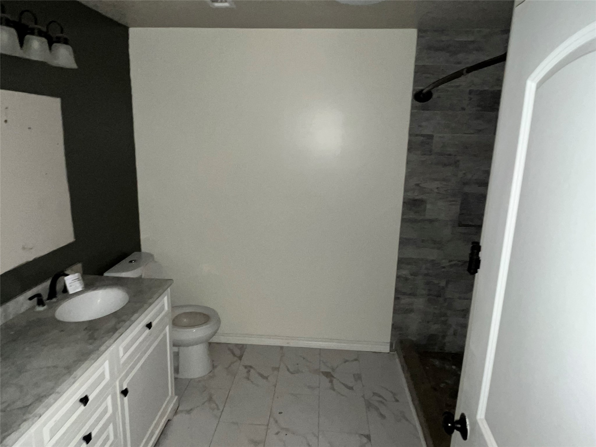 109 Buffalo Trail Lake Jackson, TX 77566 - Photo 10 of 15