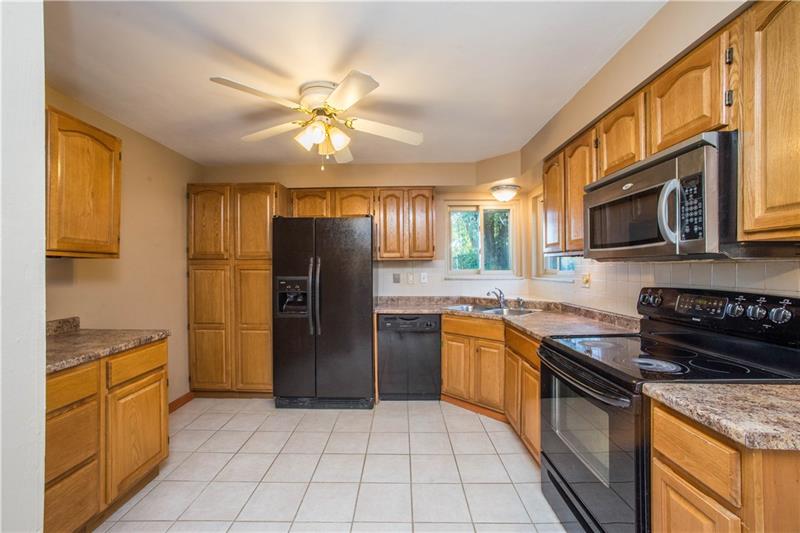 2425 Saunders Station Road Monroeville, PA 15146 - Photo 12 of 25 Gallery Image 12