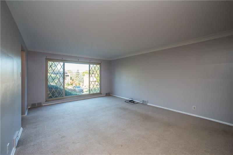 2425 Saunders Station Road Monroeville, PA 15146 - Photo 10 of 25 Gallery Image 10