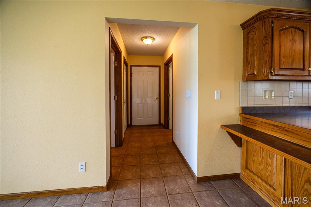 4873 Highway 72 Jackson, MO 63755 - Photo 18 of 56