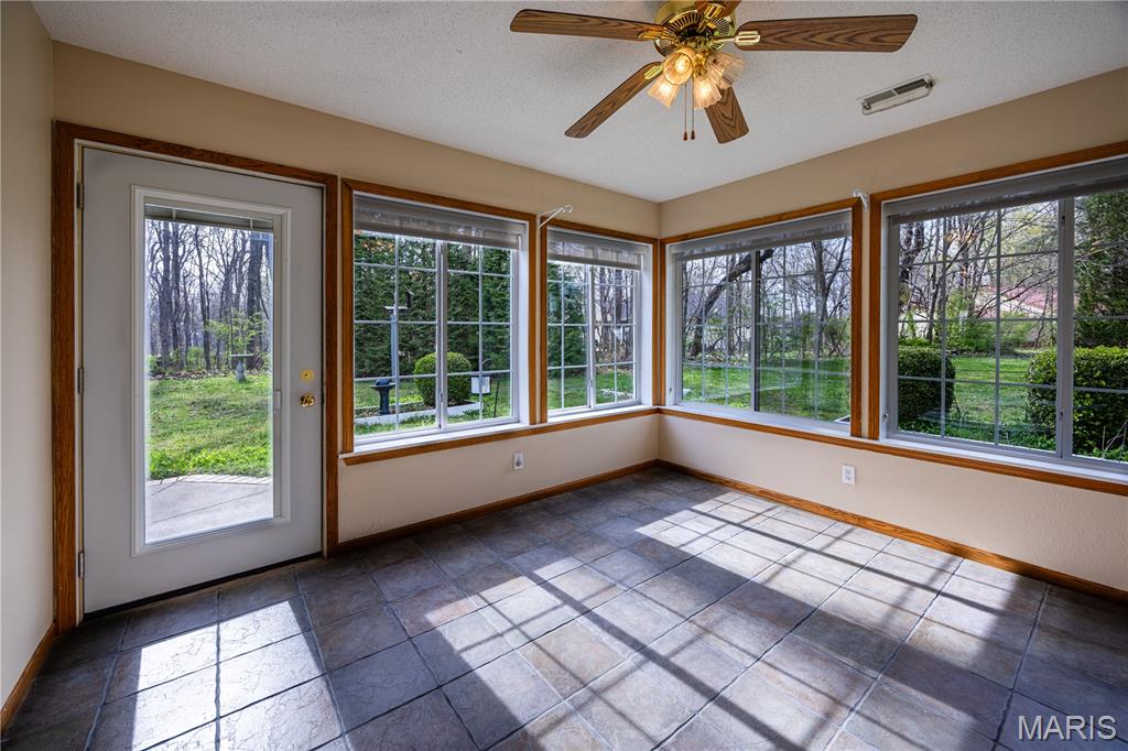 4873 Highway 72 Jackson, MO 63755 - Photo 23 of 56