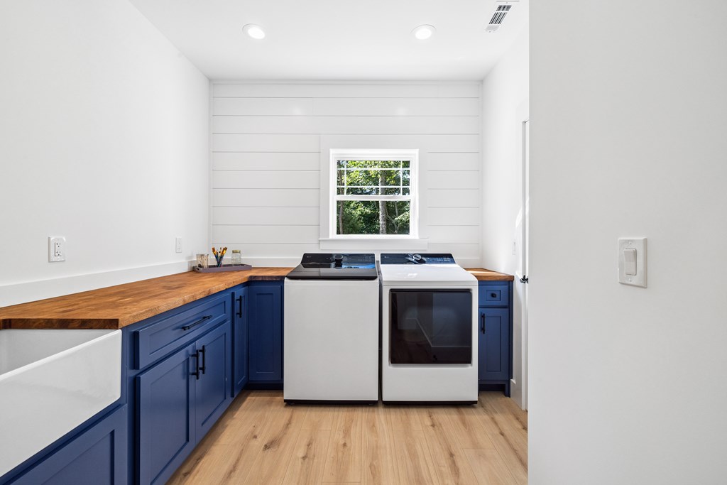 60 Buckeye Branch Road Morganton, GA 30560 - Photo 27 of 51 a view of a kitchen with wooden floor and white stainless steel appliances