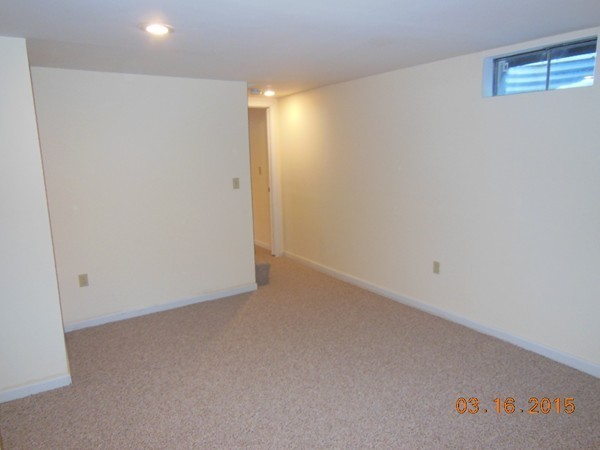 147 Fair Oak Road Springfield, MA 01128 - Photo 29 of 30