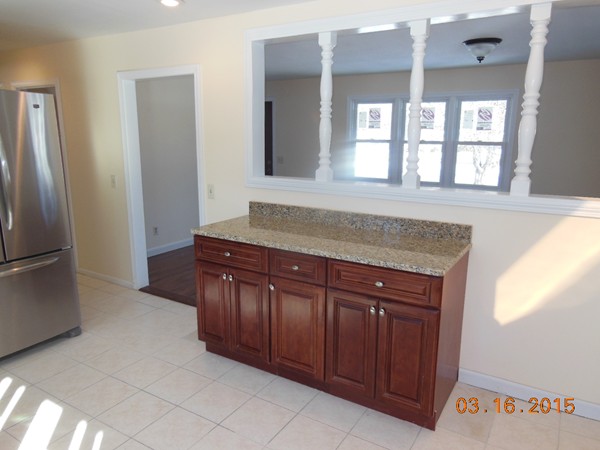 147 Fair Oak Road Springfield, MA 01128 - Photo 9 of 30