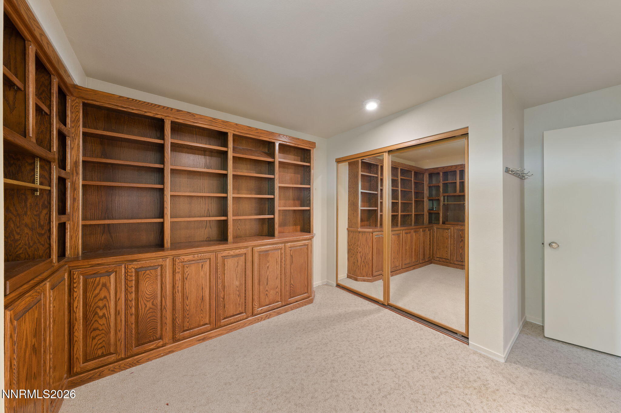 2230 King Edward Drive Reno, NV 89503 - Photo 26 of 51 28-web-or-mls-A7V05104