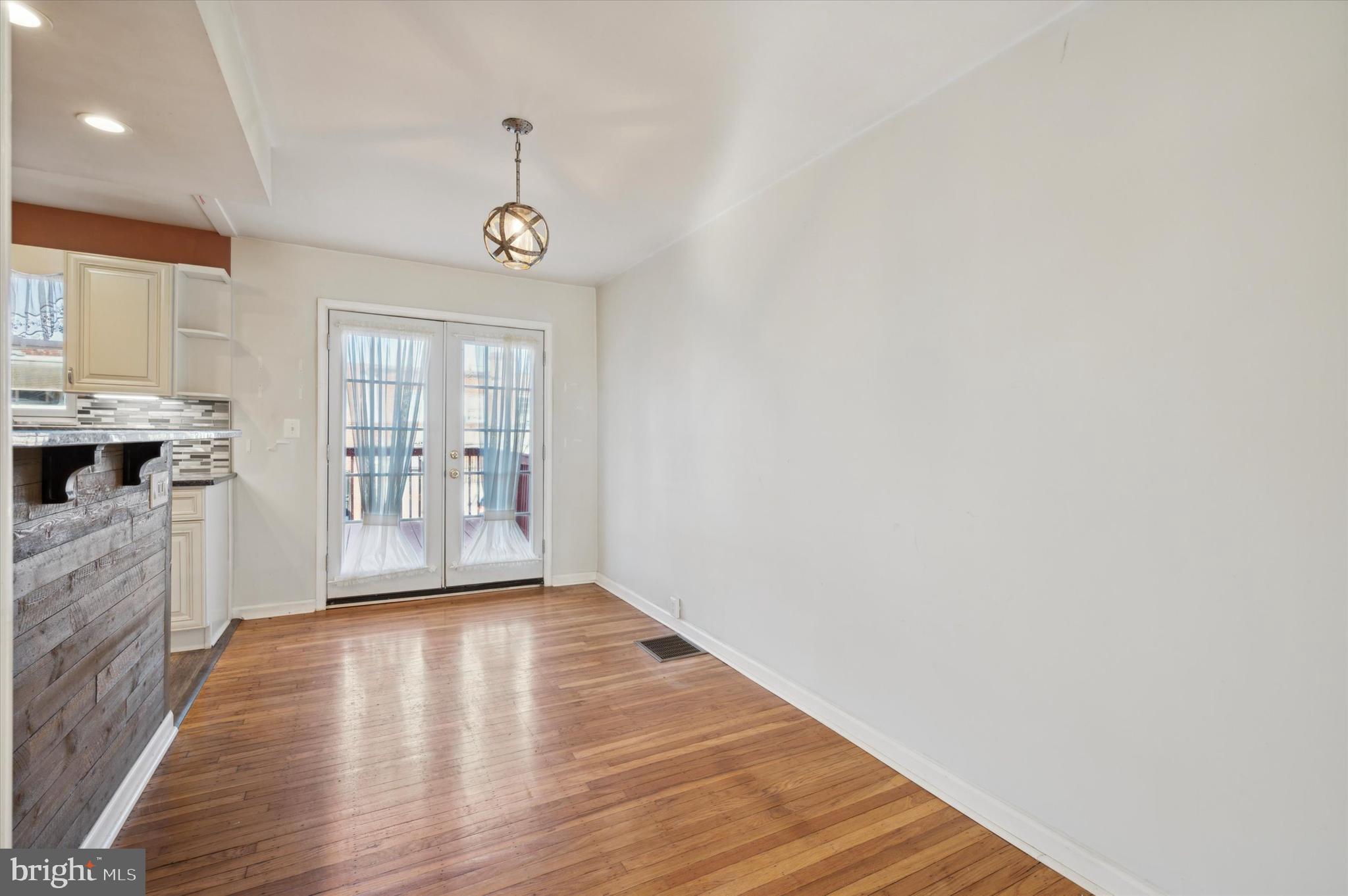 7048 Rutland Street Philadelphia, PA 19149 - Photo 8 of 15 Gallery Image 8
