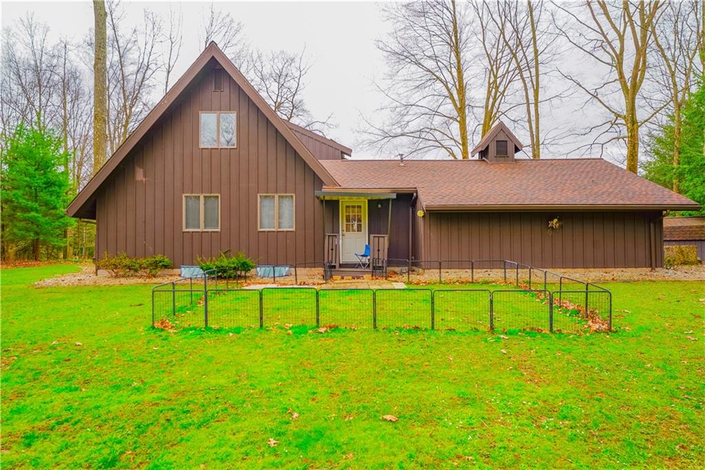 809 Enterprise Road Grove City, PA 16127 - Photo 8 of 43 a view of house with a backyard