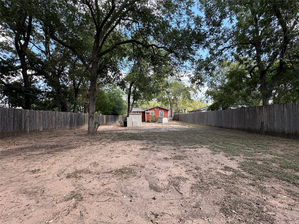 508 Montopolis Drive Austin, TX 78741 - Photo 10 of 10