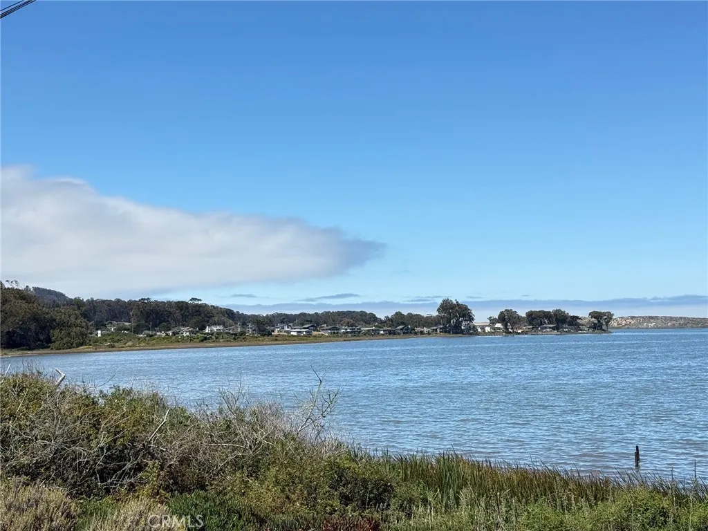 0 3rd Los Osos, CA 93402 - Photo 4 of 11 a view of an ocean and city