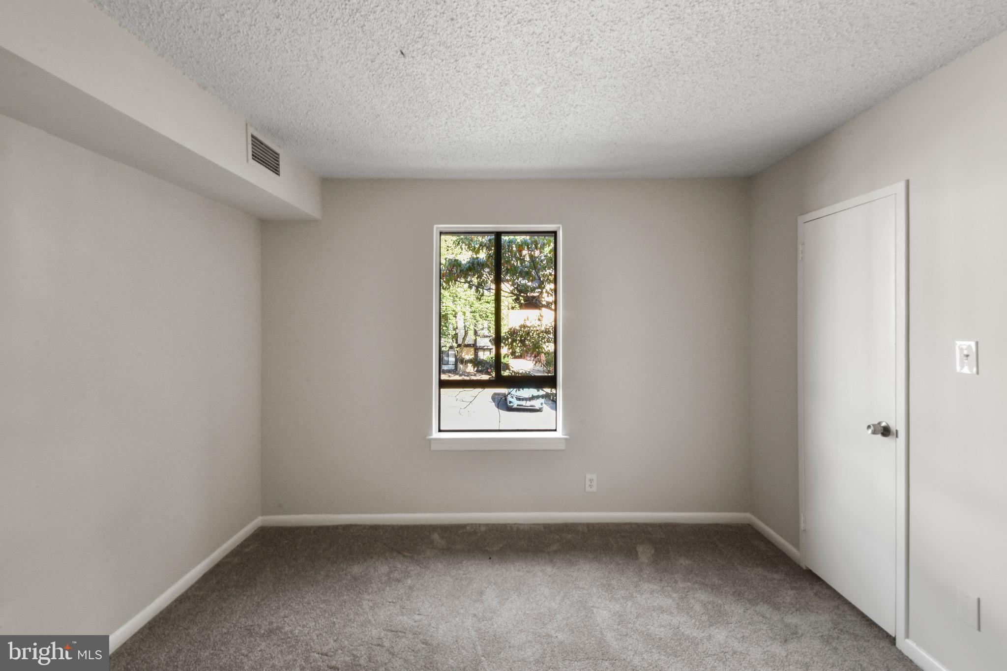 11653 Stoneview Square, Unit 11C Reston, VA 20191 - Photo 17 of 29