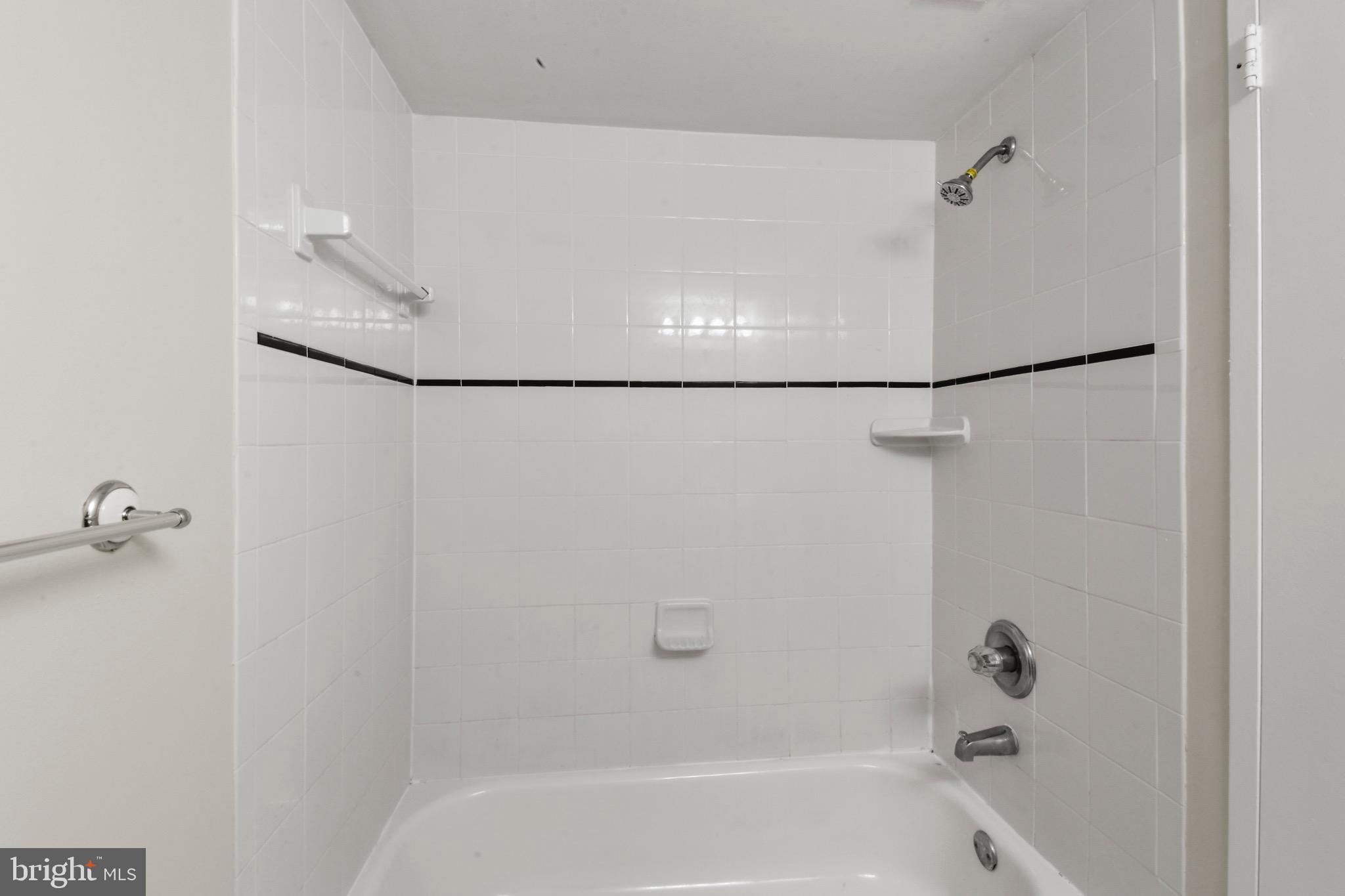 11653 Stoneview Square, Unit 11C Reston, VA 20191 - Photo 18 of 29