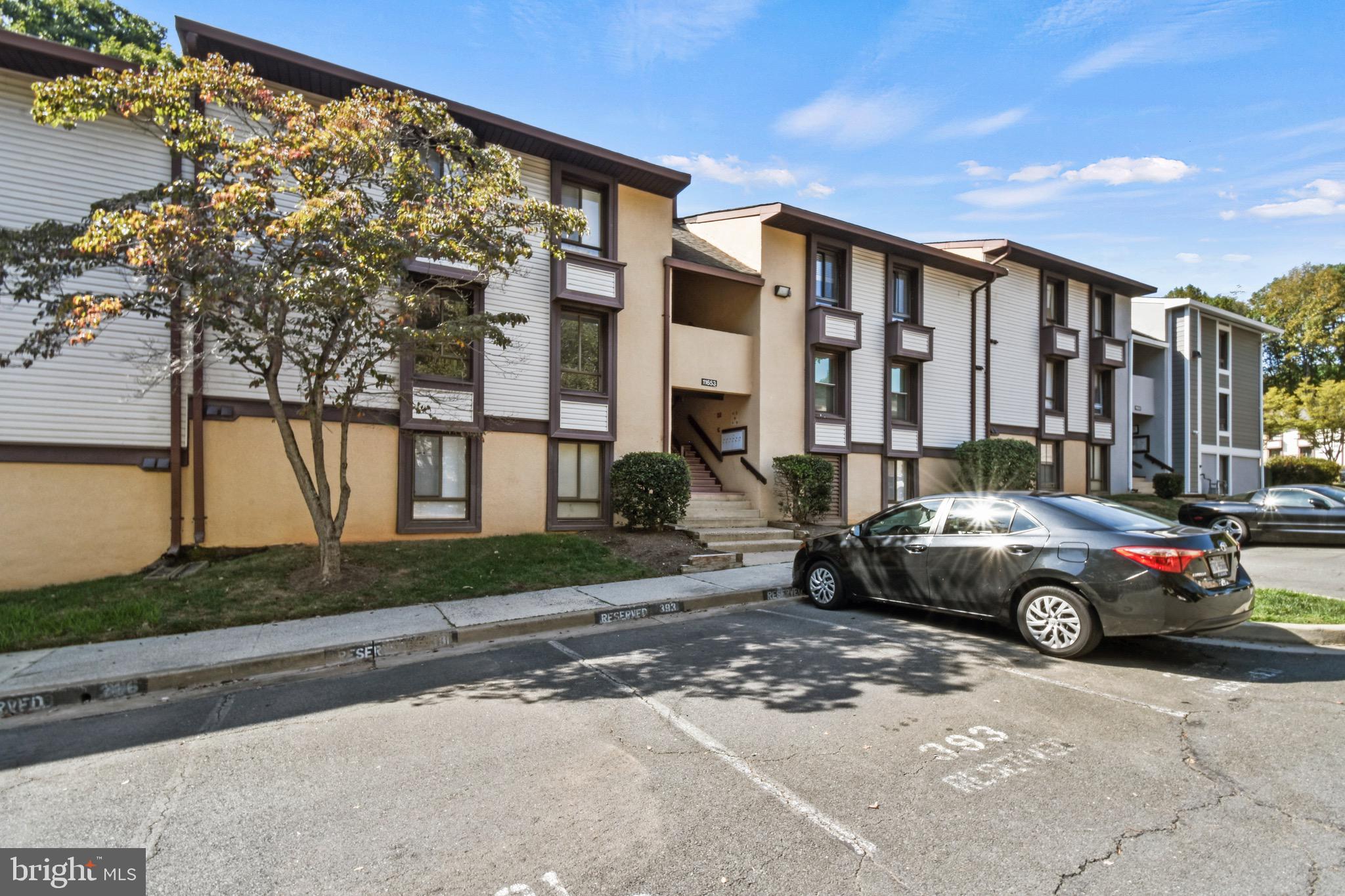 11653 Stoneview Square, Unit 11C Reston, VA 20191 - Photo 2 of 29