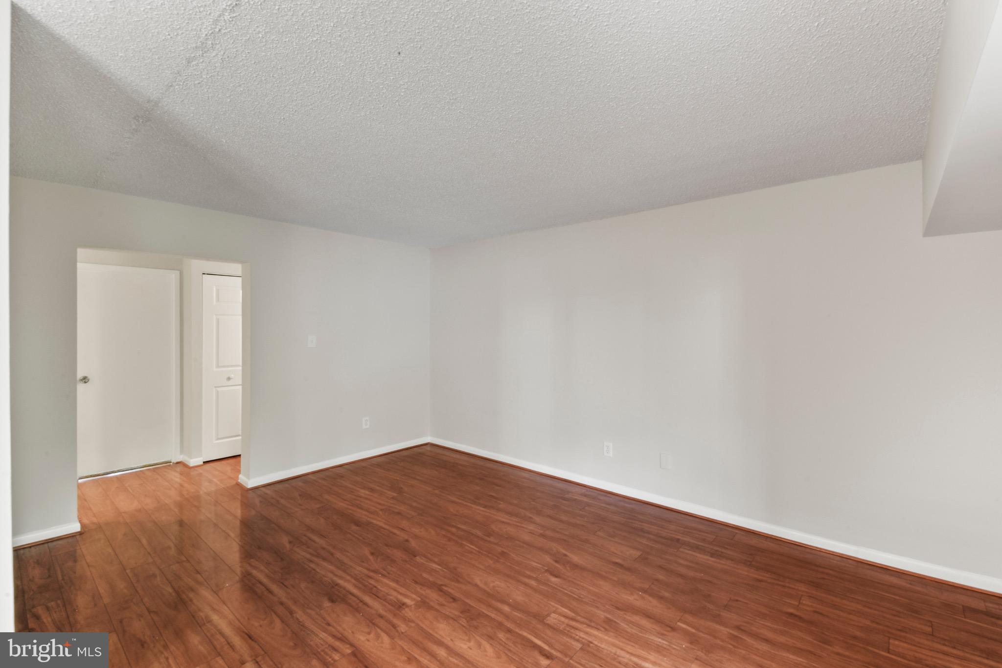 11653 Stoneview Square, Unit 11C Reston, VA 20191 - Photo 5 of 29