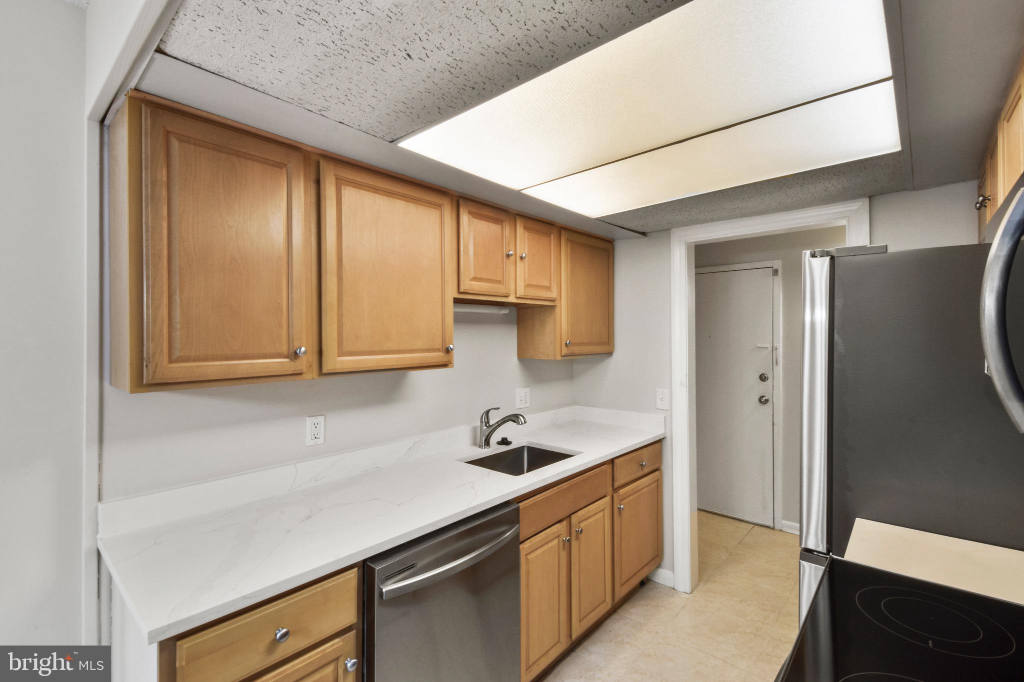 11653 Stoneview Square, Unit 11C Reston, VA 20191 - Photo 10 of 29