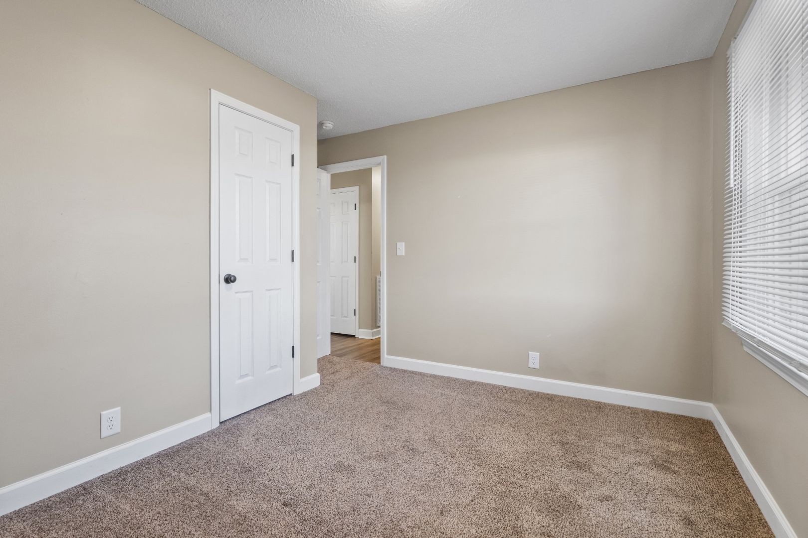 118 Union Hall Road Clarksville, TN 37040 - Photo 16 of 26 a view of an empty room and window