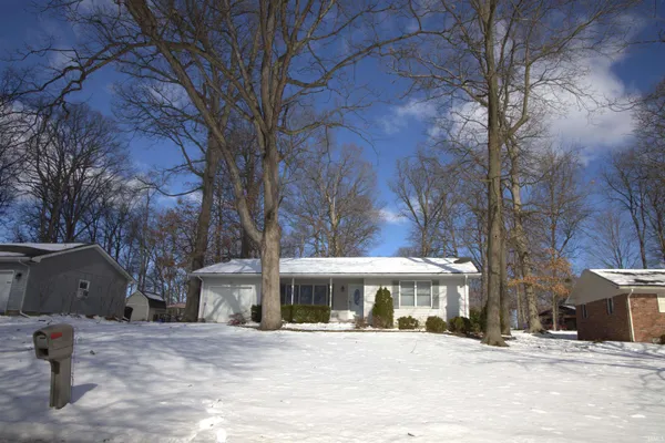 $225,000 | 206 Oakwood Drive, Williamsport, IN 47993