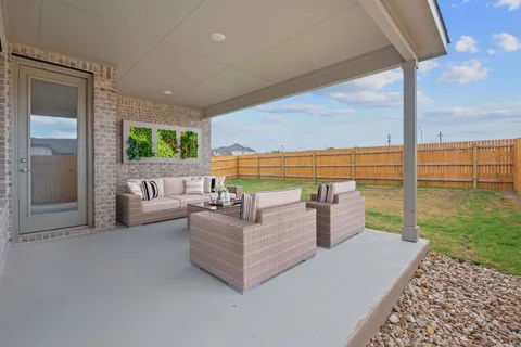 $445,990 | 1836 Crooked Crk Street, Leander, TX 78641