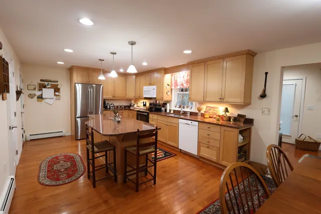 $499,000 | 266 Poverty Lane, Unit 1A, Lebanon, NH 03766