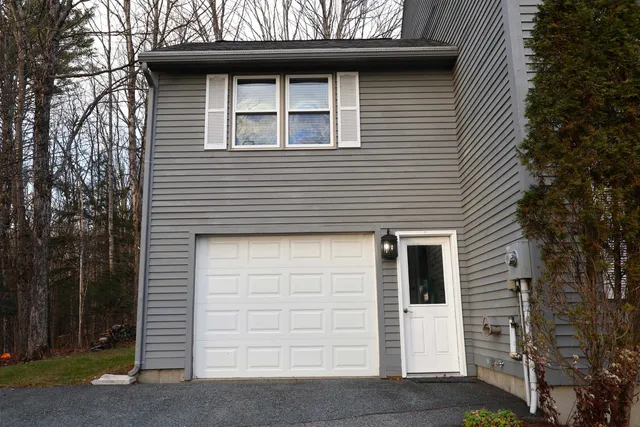 $499,000 | 266 Poverty Lane, Unit 1A, Lebanon, NH 03766