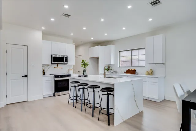 $615,000 | 19912 Lime Cove, Round Rock, TX 78664