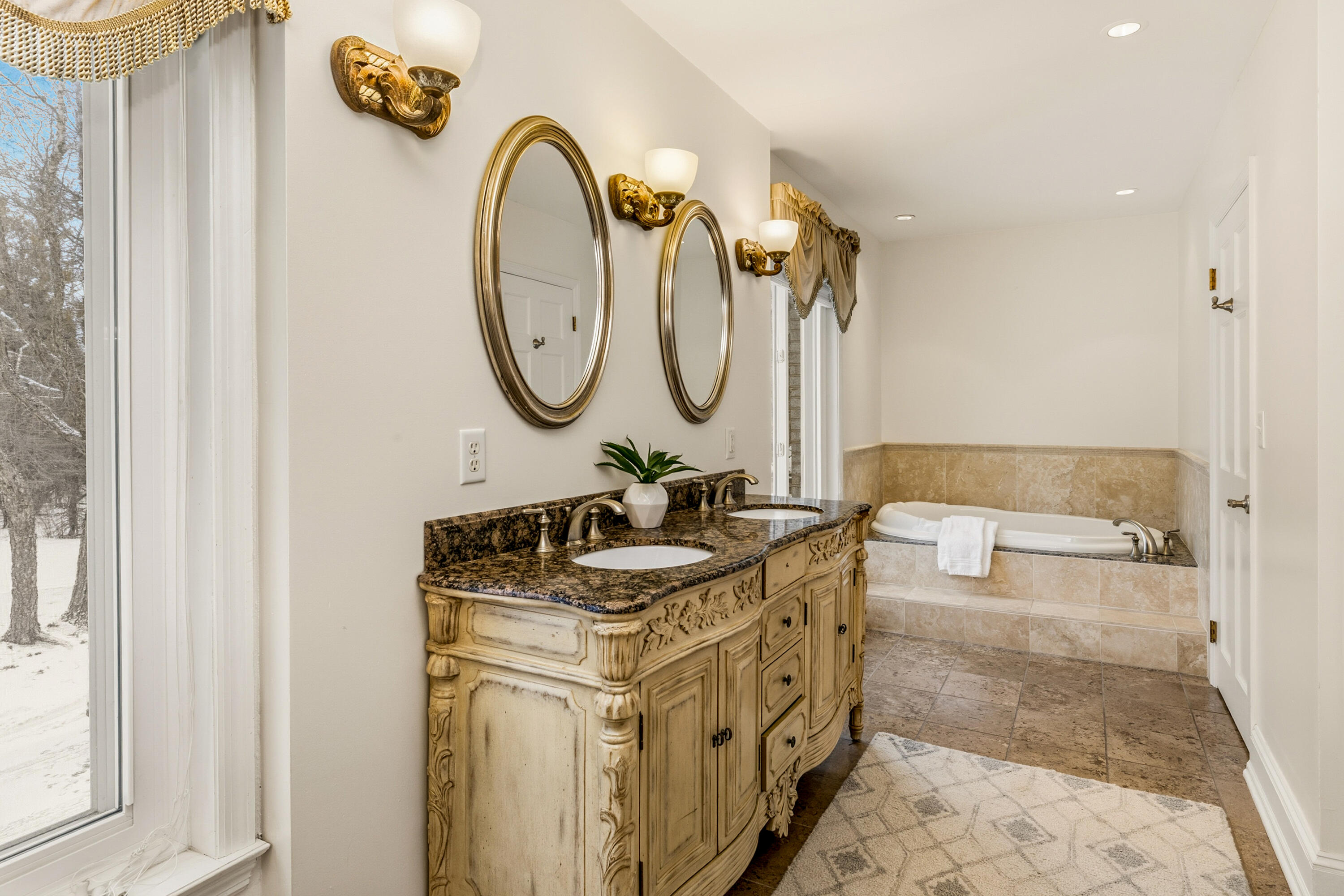 2485 West Fairy Chasm Road River Hills, WI 53217 - Photo 13 of 33 Primary Bathroom II