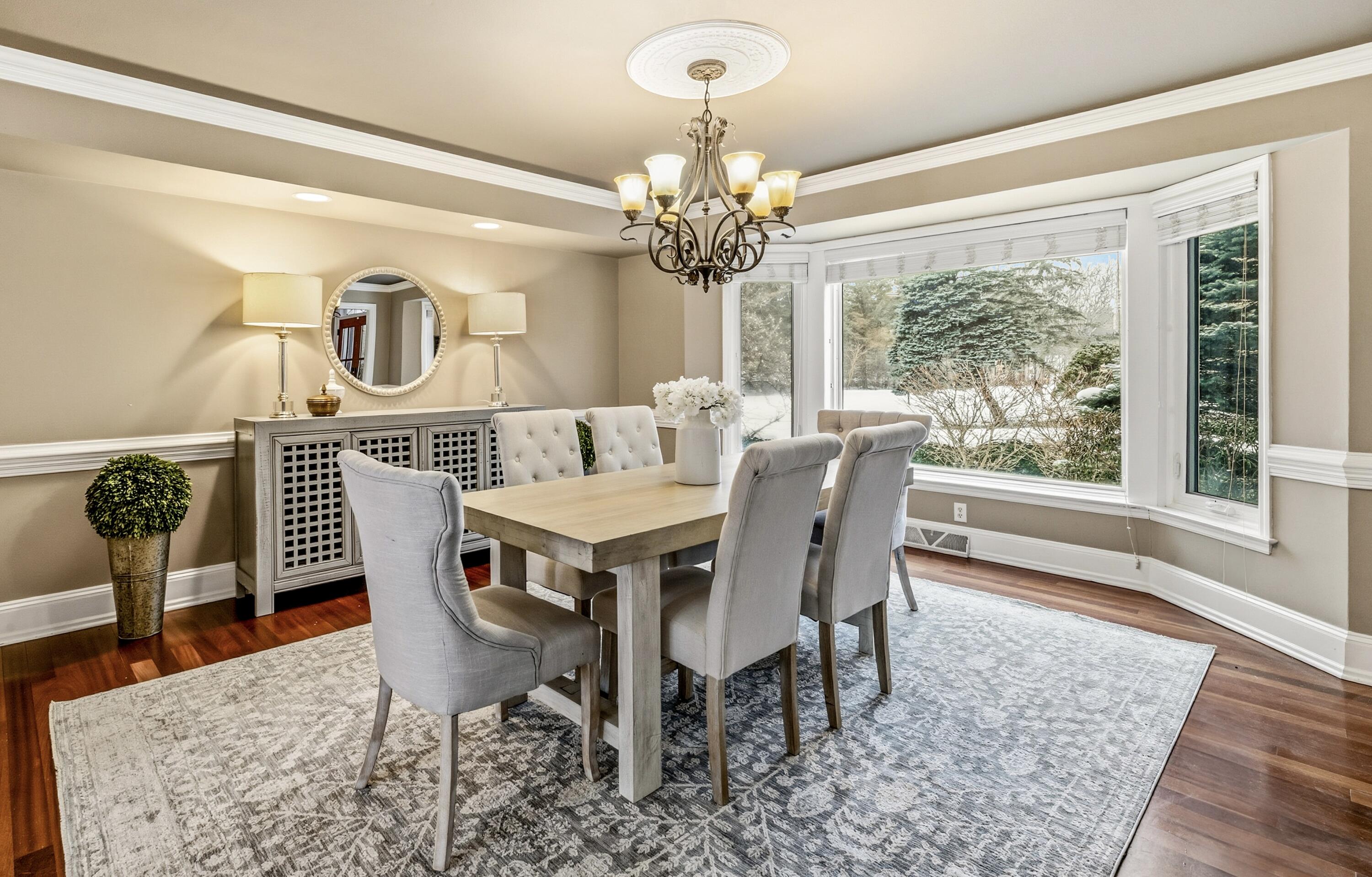 2485 West Fairy Chasm Road River Hills, WI 53217 - Photo 8 of 33 Dining Room