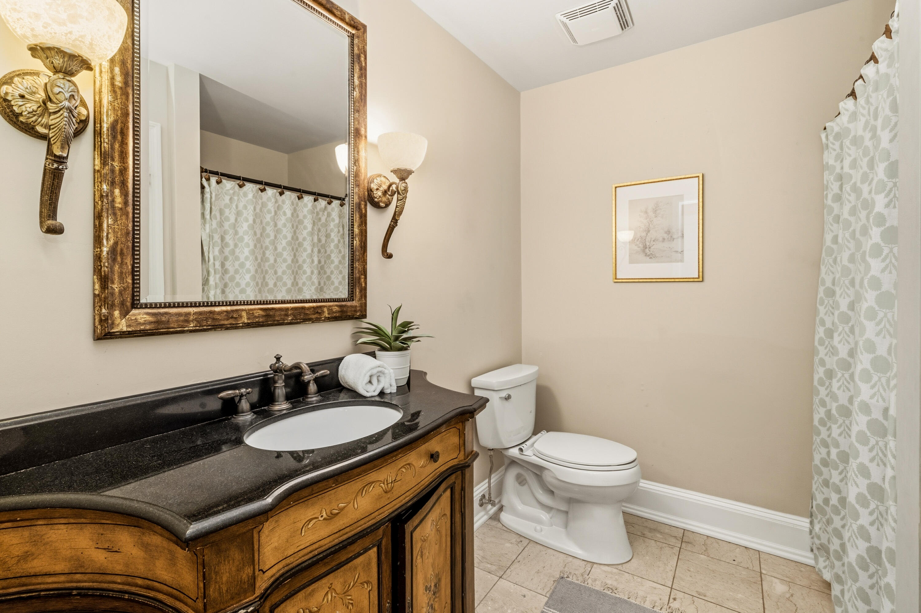 2485 West Fairy Chasm Road River Hills, WI 53217 - Photo 10 of 33 Full Bathroom