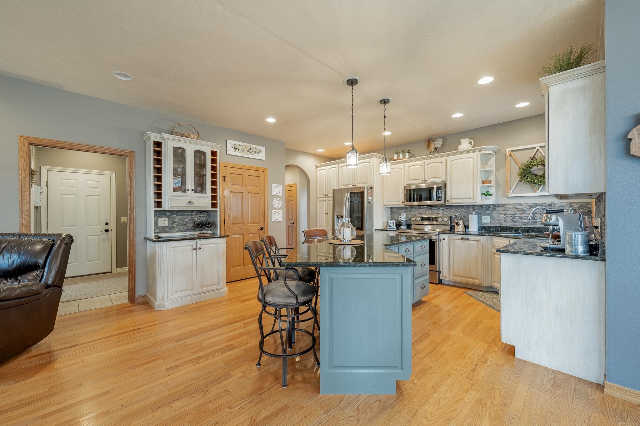 2230 East Elmview Drive Appleton, WI 54915 - Photo 13 of 59