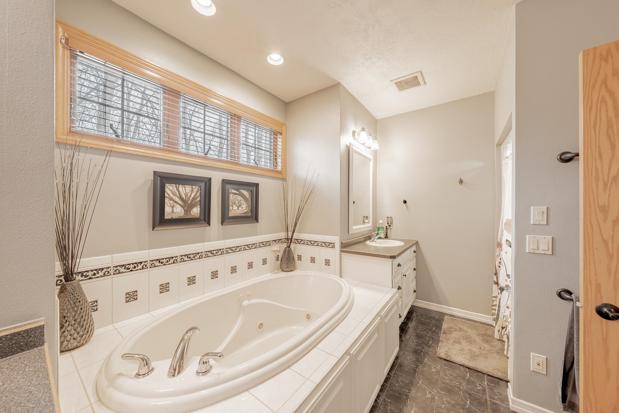 2230 East Elmview Drive Appleton, WI 54915 - Photo 26 of 59