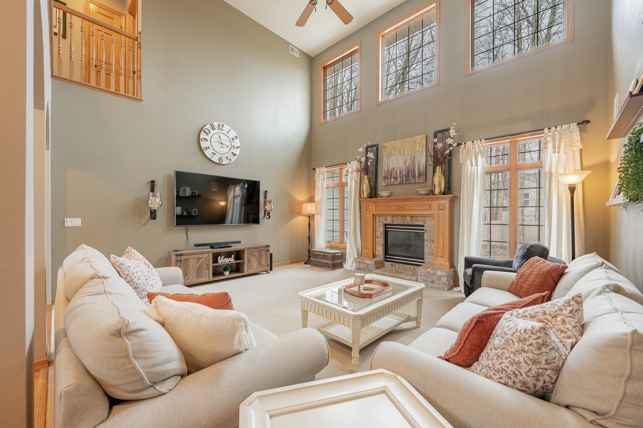 2230 East Elmview Drive Appleton, WI 54915 - Photo 8 of 59