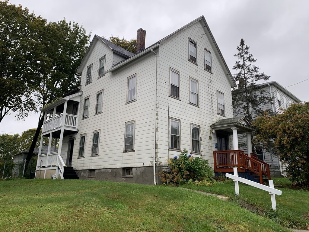 17 Whipple Street Worcester, MA 01607 - Photo 1 of 26 Gallery Image 1