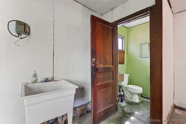 $35,000 | 276 South Bradley Street, Marengo, IN 47140