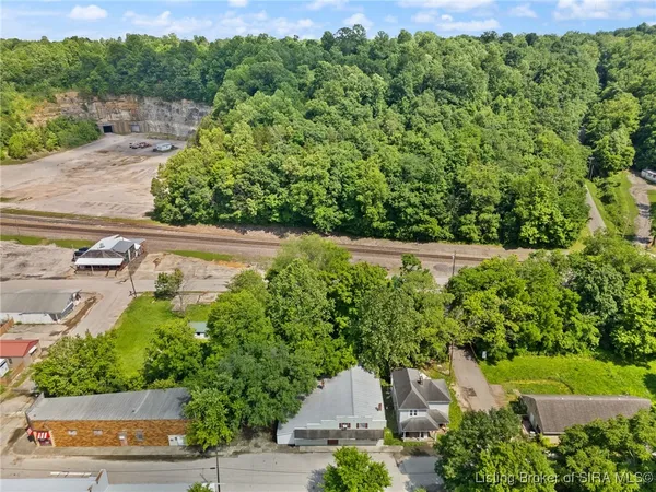 $35,000 | 276 South Bradley Street, Marengo, IN 47140