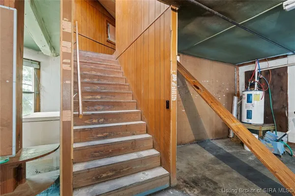 $35,000 | 276 South Bradley Street, Marengo, IN 47140