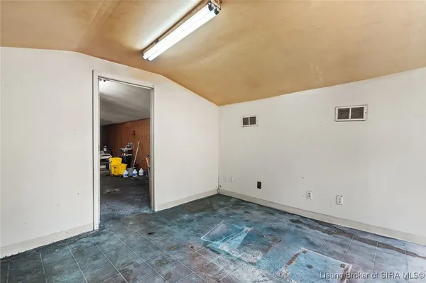 $35,000 | 276 South Bradley Street, Marengo, IN 47140