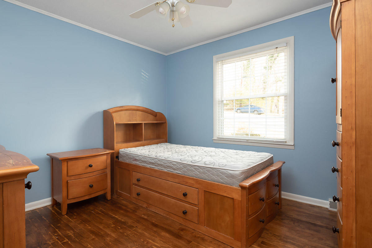 134 Windham Road Oak Ridge, TN 37830 - Photo 15 of 20 JBP_Windham134_Web-4