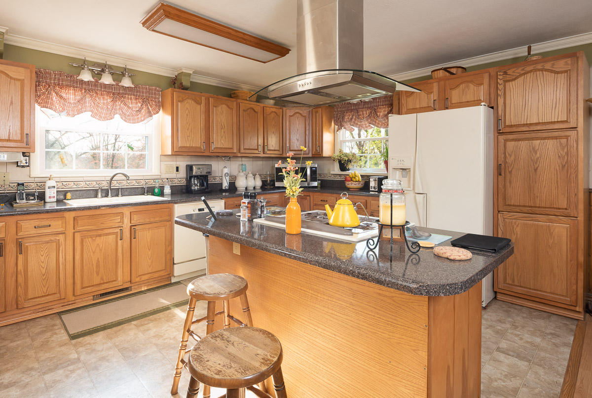 134 Windham Road Oak Ridge, TN 37830 - Photo 7 of 20 JBP_Windham134_Web-11