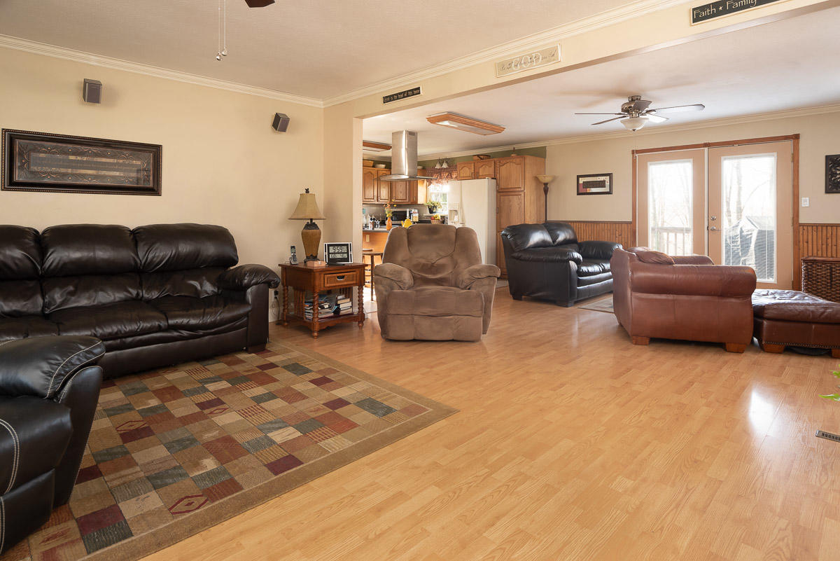 134 Windham Road Oak Ridge, TN 37830 - Photo 9 of 20 JBP_Windham134_Web-12