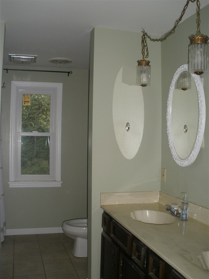 237 Old Petersburg Road Princeton, IN 47670 - Photo 12 of 16 Gallery Image 12