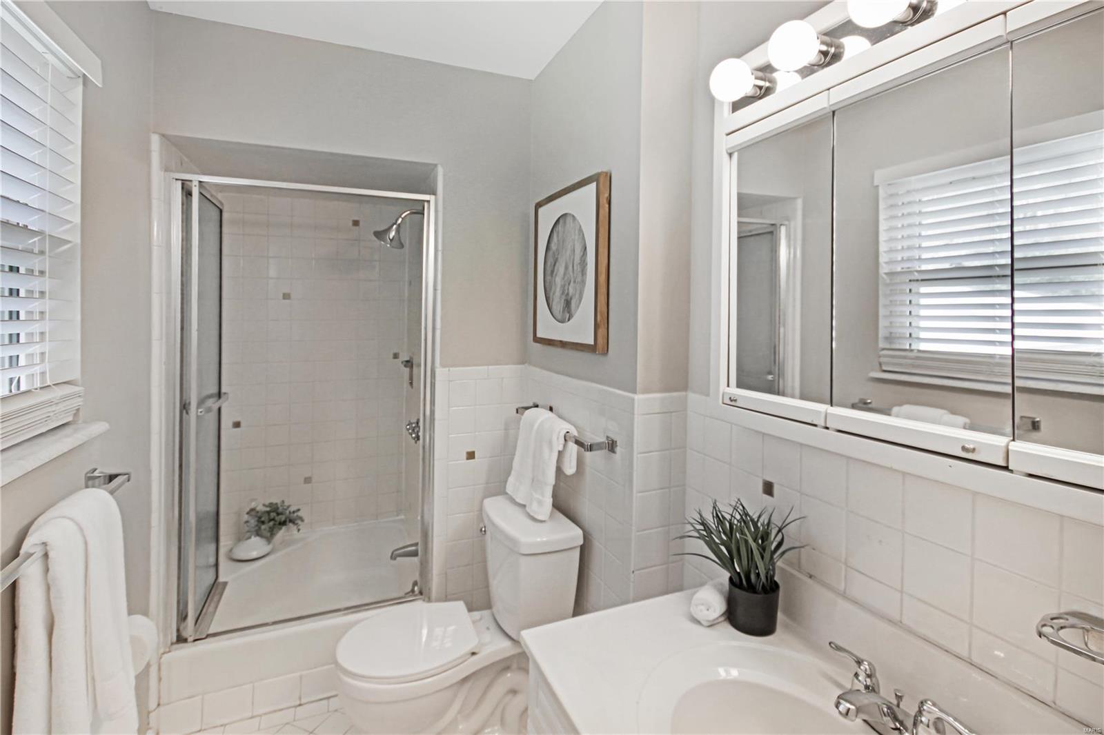 536 Emerson Road St. Louis, MO 63141 - Photo 11 of 26