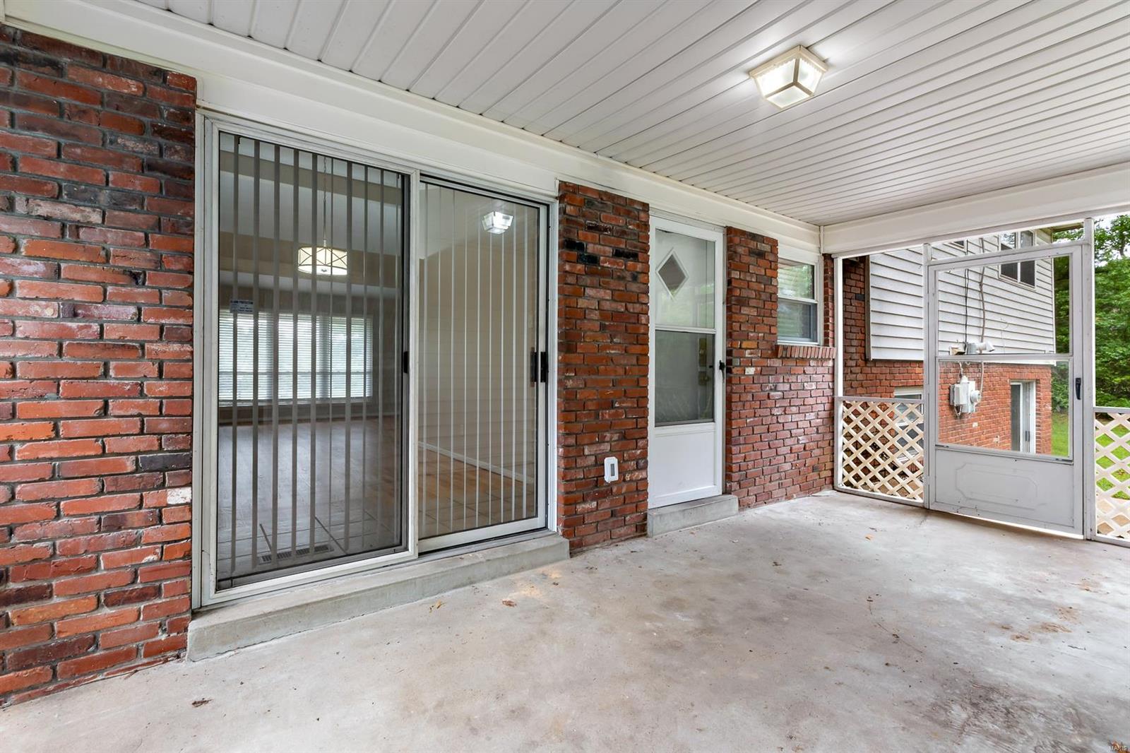 536 Emerson Road St. Louis, MO 63141 - Photo 25 of 26