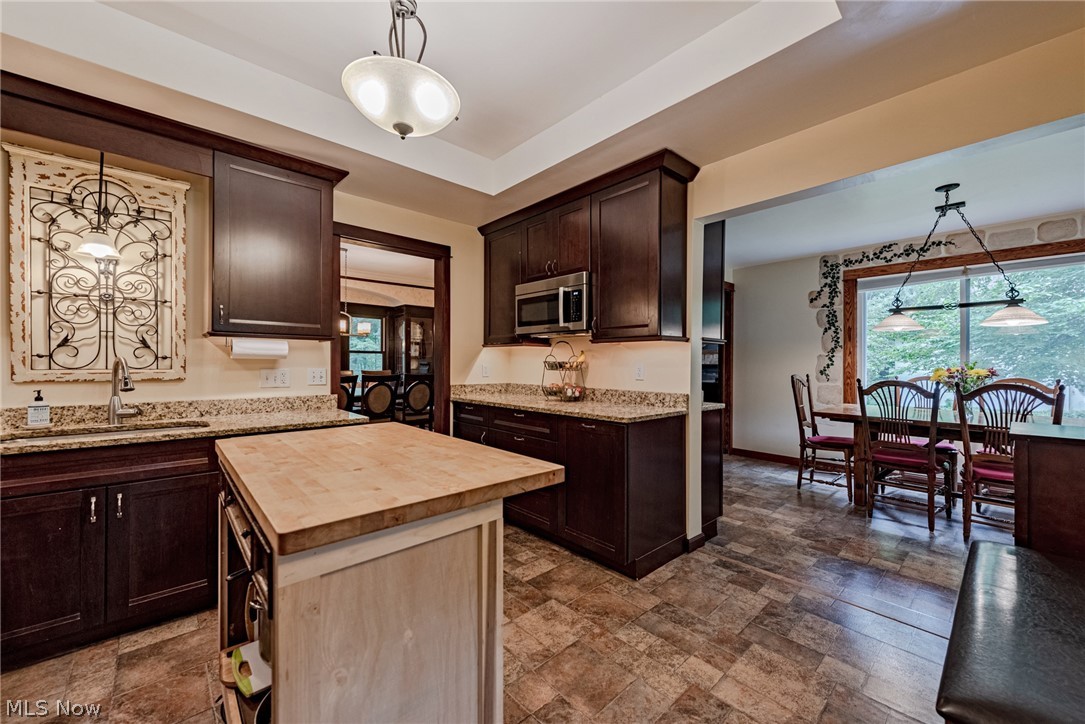 4682 Mayfield Road Cleveland, OH 44121 - Photo 17 of 32
