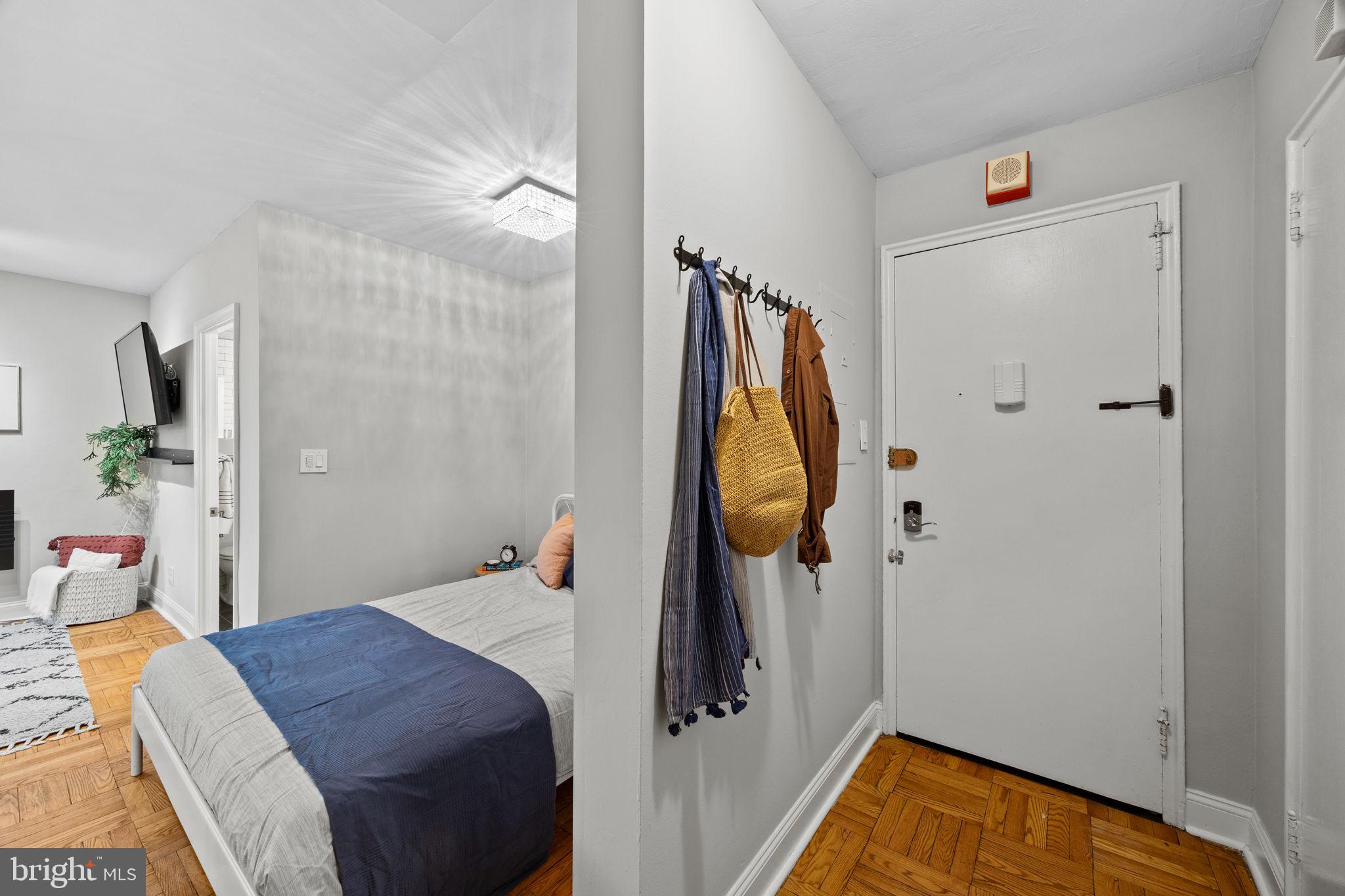 2601 Pennsylvania Avenue, Unit 205 Philadelphia, PA 19130 - Photo 19 of 32