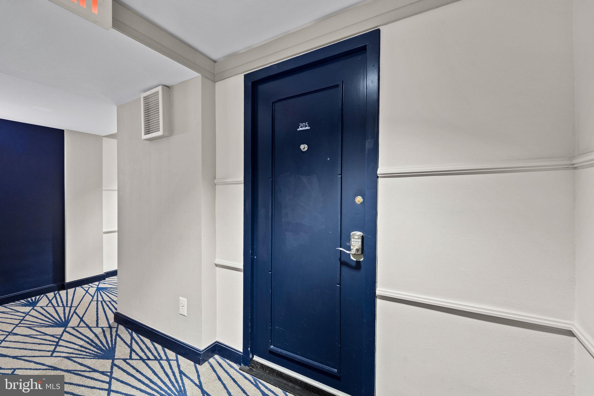 2601 Pennsylvania Avenue, Unit 205 Philadelphia, PA 19130 - Photo 22 of 32 Unit Entrance