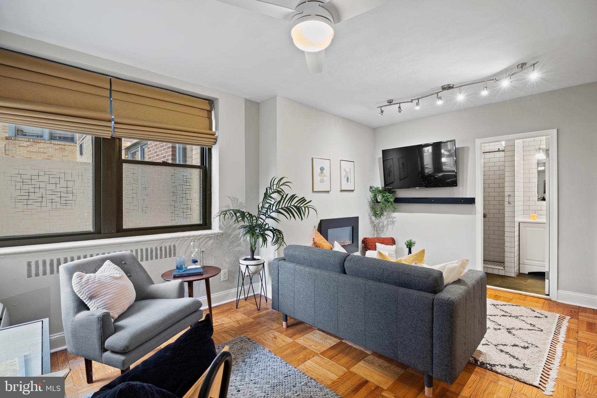 2601 Pennsylvania Avenue, Unit 205 Philadelphia, PA 19130 - Photo 6 of 32