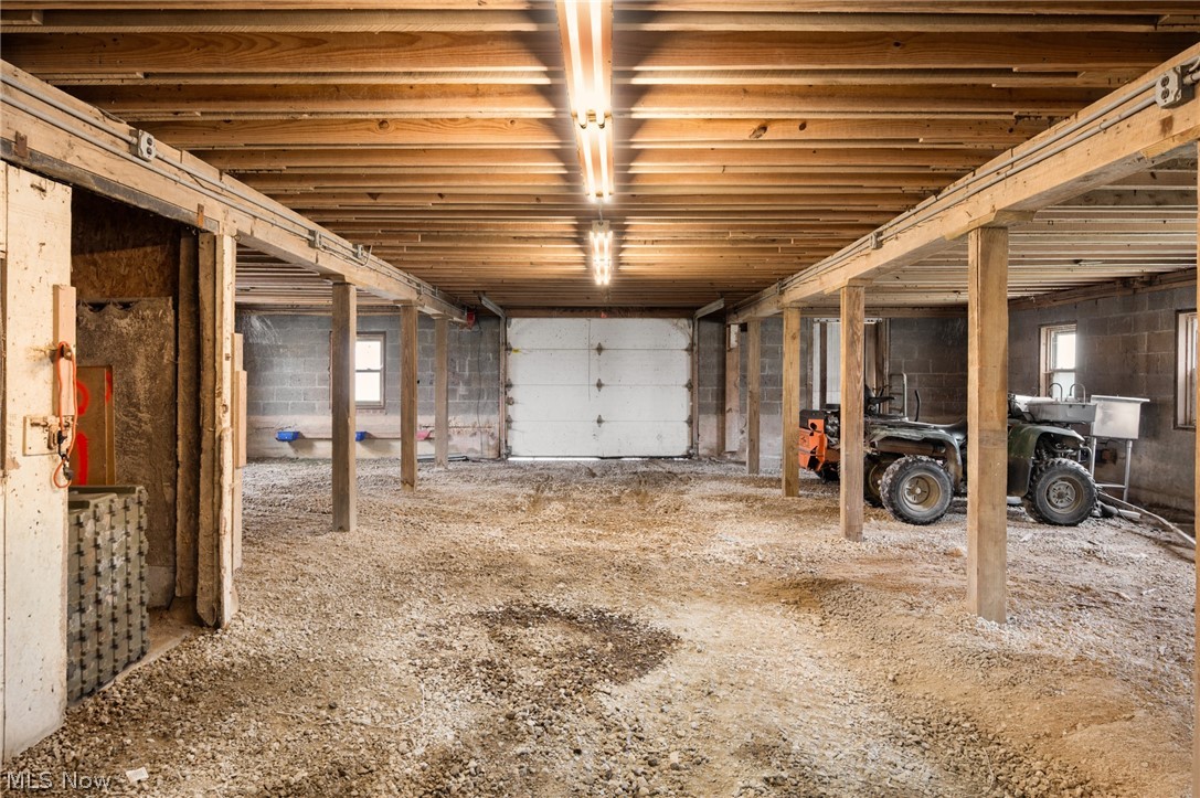 9455 Robinson Road Chardon, OH 44024 - Photo 7 of 33 View of garage
