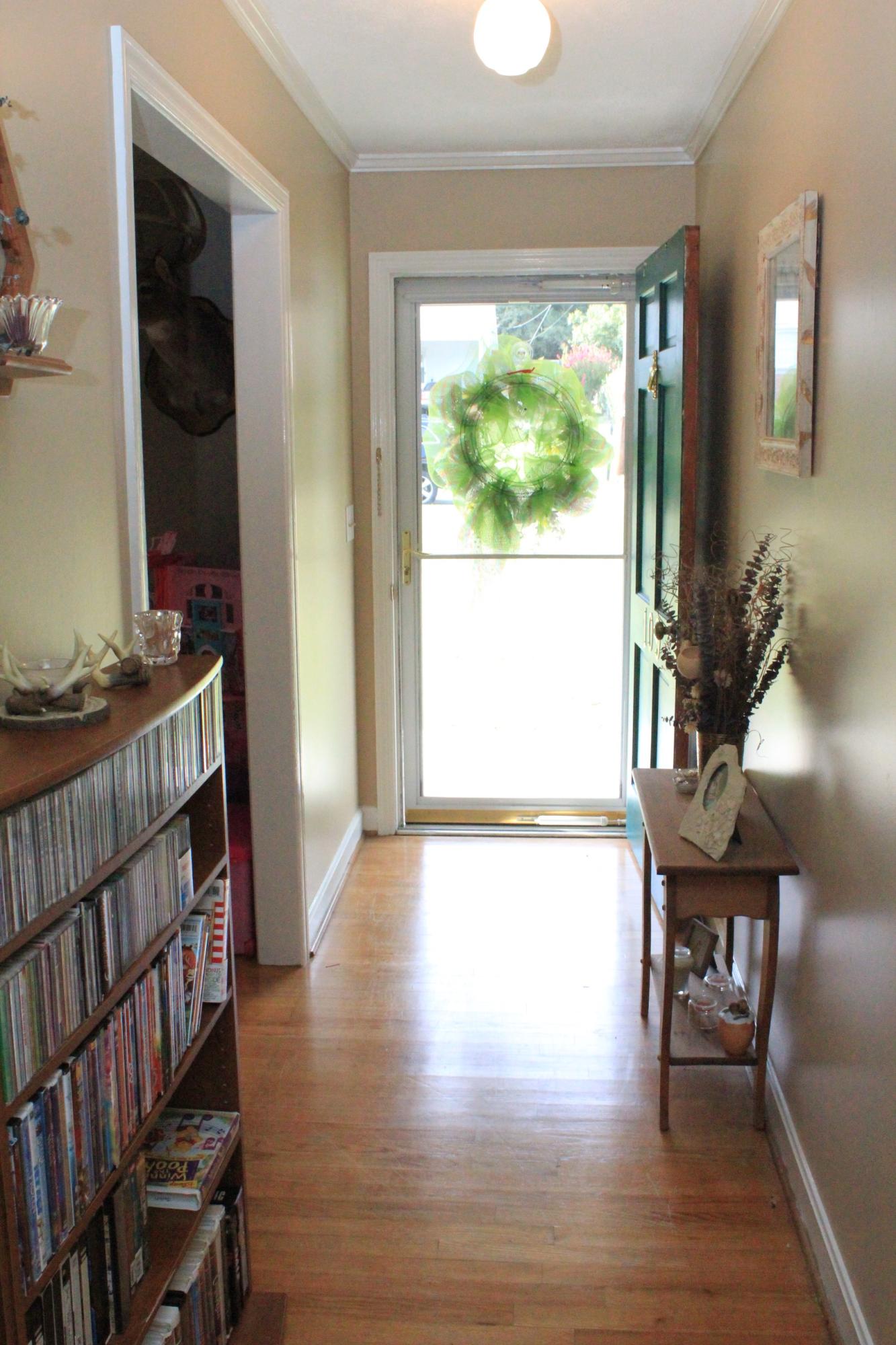 109 Phillips Circle Rockingham, NC 28379 - Photo 7 of 19 Foyer