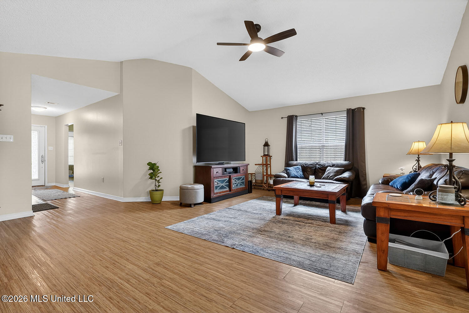 3723 Springwood Lane Ocean Springs, MS 39564 - Photo 4 of 44 1E8A0388
