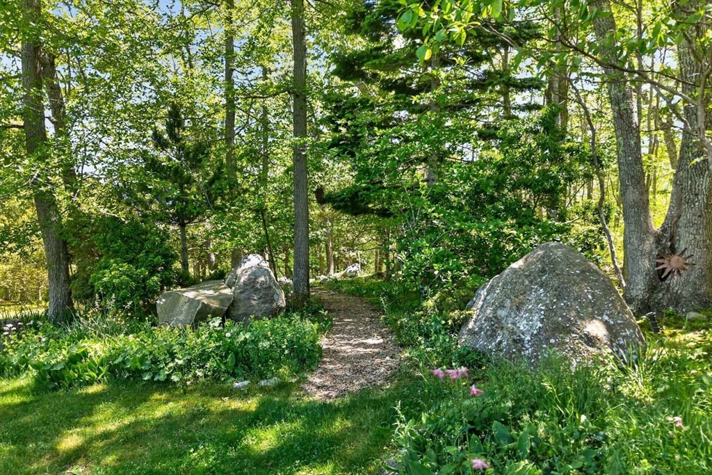 300 North Rd/18 Belhaven Way Chilmark, MA 02535 - Photo 29 of 30