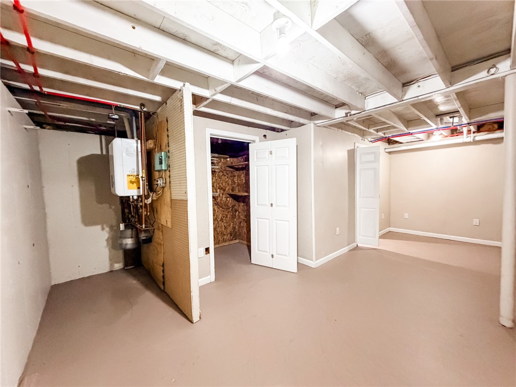 56 Hyacinth Street Providence, RI 02904 - Photo 15 of 22